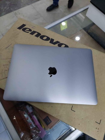 Macbook Pro M1 2020 512gb used like new exactly