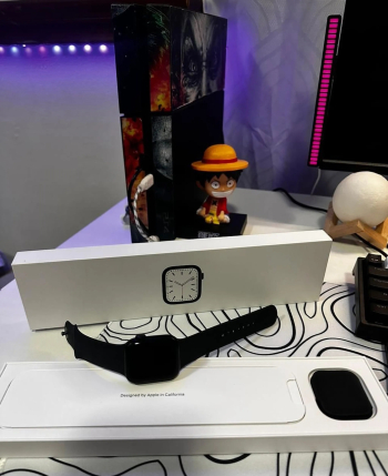 Ù„Ù„Ø¨ÙŠØ¹ Ø³Ø§Ø¹Ø© Ø§Ø¨Ù„ Ø³ÙŠØ±Ø³7Ø¨Ø­Ø§Ù„Ø© Ø§Ù„ÙˆÙƒØ§Ù„Ø© Ø®Ø¯Ø´ ÙˆØ§Ø­Ø¯ Ù…Ø§ ÙÙŠÙ‡Ø§ Ù…Ø´Ø­ÙˆÙ†Ø© Ù…Ø±ØªÙŠÙ† ÙÙ‚Ø· Ù…Ø¹ ÙƒØ±ØªÙˆÙ†Ù‡Ø§ ÙˆØ´Ø§Ø