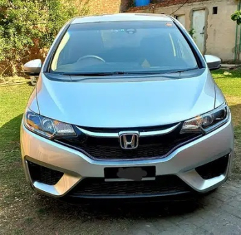 Honda Fit Hybrid s 2016