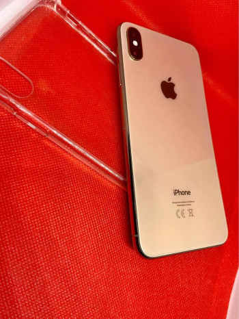 iPhone XS Max Gold 64GB All working ✅Face look okay ✅ battery 88% only cable cover need clean