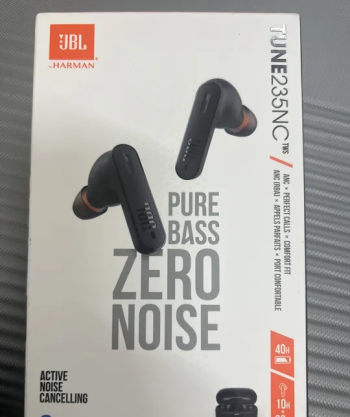 JBL Tune 235NC