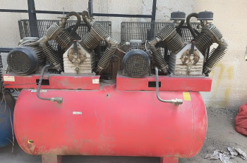 كمبروسر هواء لماكينات الألمنيوم وماكينات النجارةوآلات عمل الألمنيوم