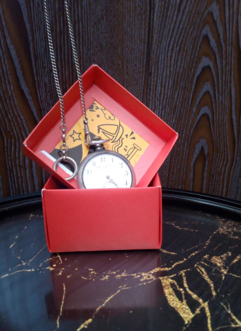 ساعة جيب قديمة من الفضة