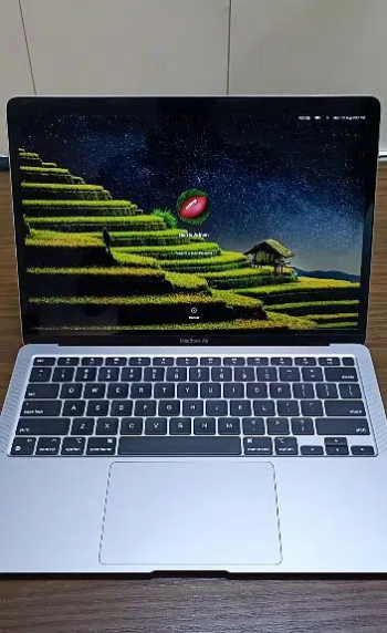 MacBook air M1 OPEN BOX